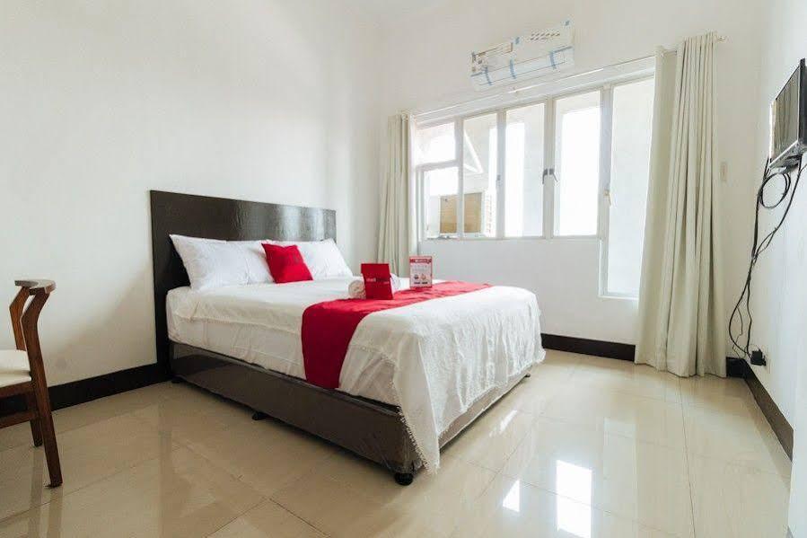 Reddoorz Plus At Banawe Quezon City Ngoại thất bức ảnh