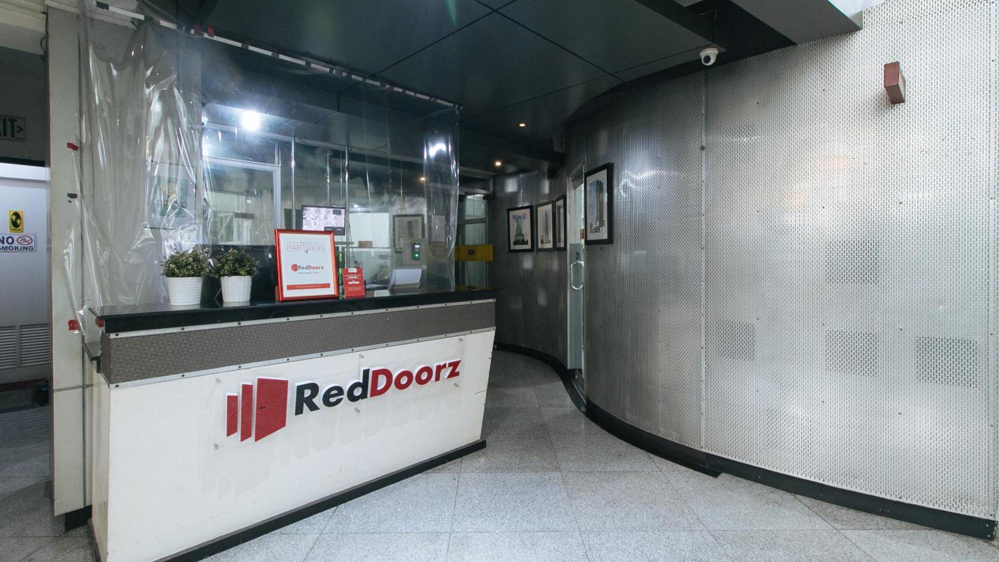 Reddoorz Plus At Banawe Quezon City Ngoại thất bức ảnh