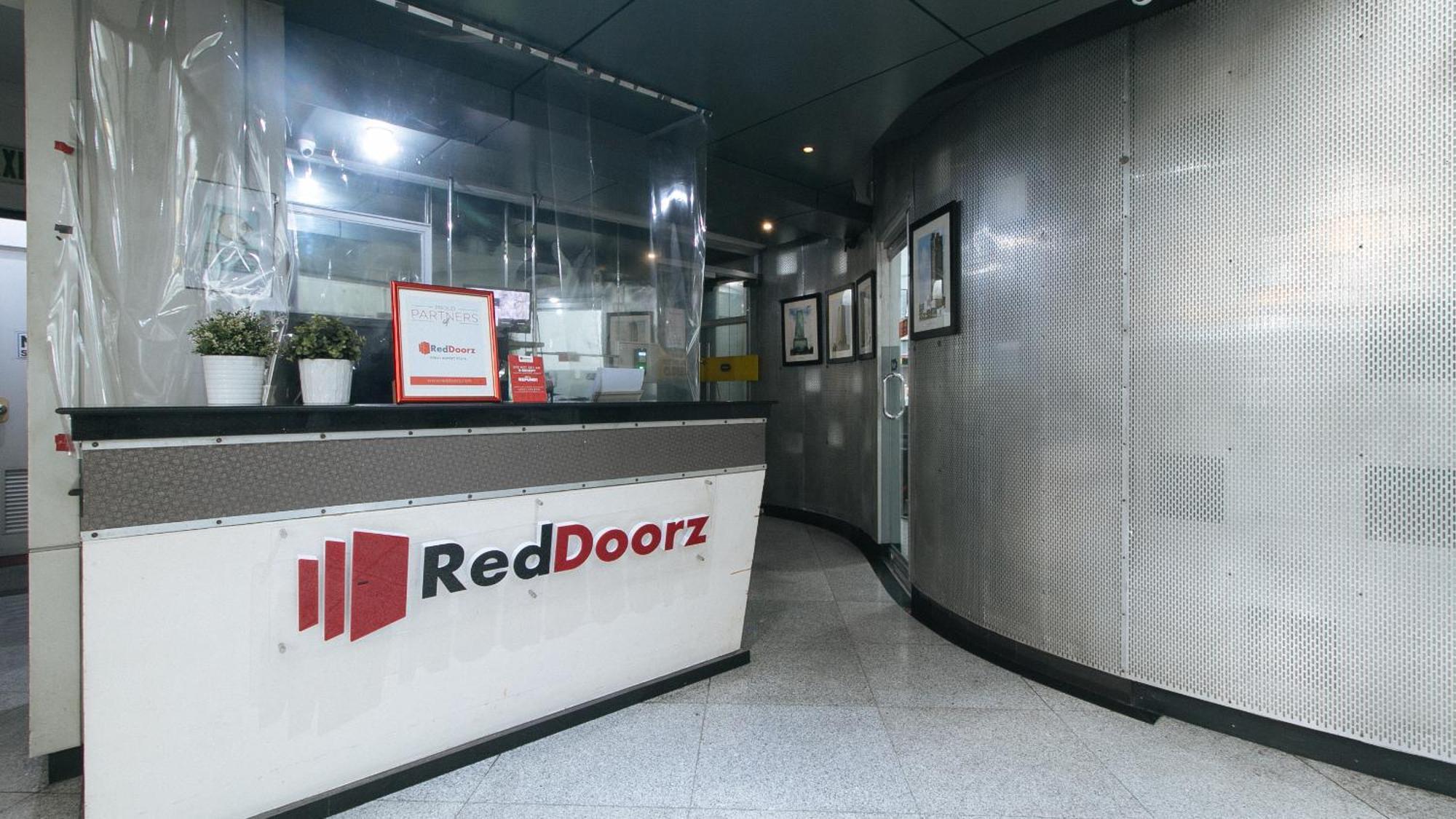 Reddoorz Plus At Banawe Quezon City Ngoại thất bức ảnh
