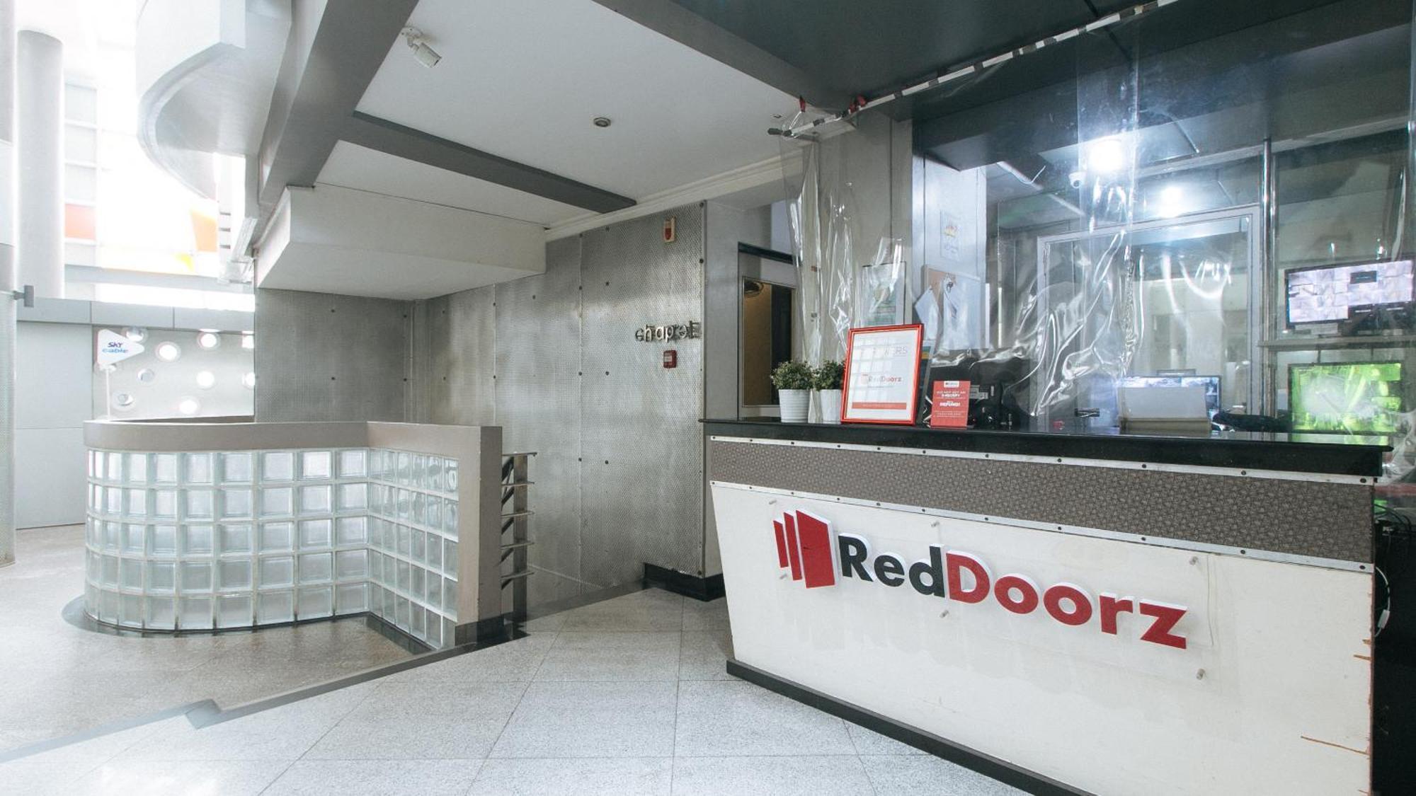 Reddoorz Plus At Banawe Quezon City Ngoại thất bức ảnh