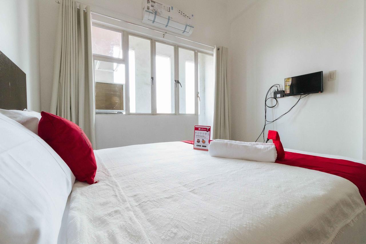 Reddoorz Plus At Banawe Quezon City Ngoại thất bức ảnh