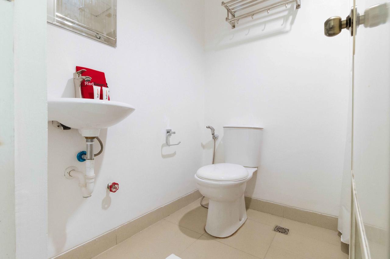 Reddoorz Plus At Banawe Quezon City Ngoại thất bức ảnh