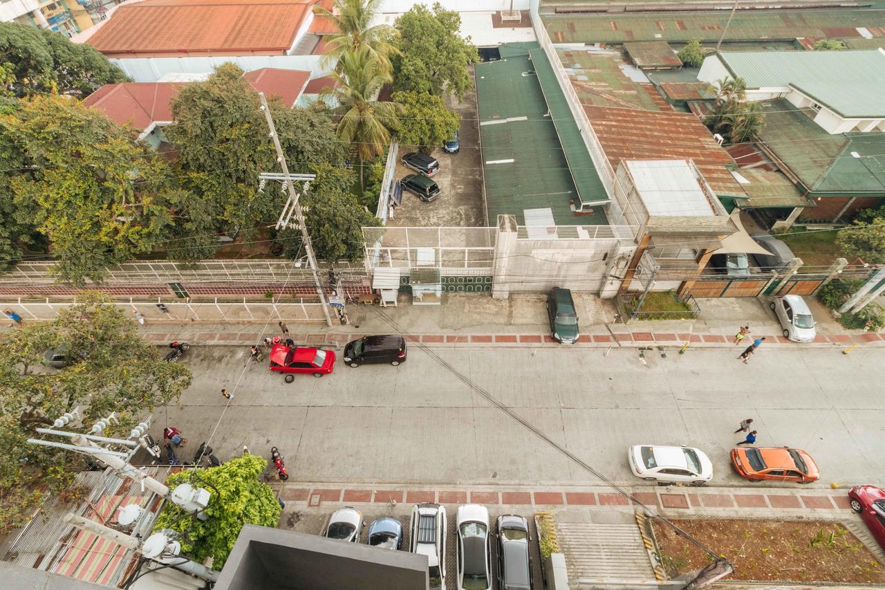 Reddoorz Plus At Banawe Quezon City Ngoại thất bức ảnh