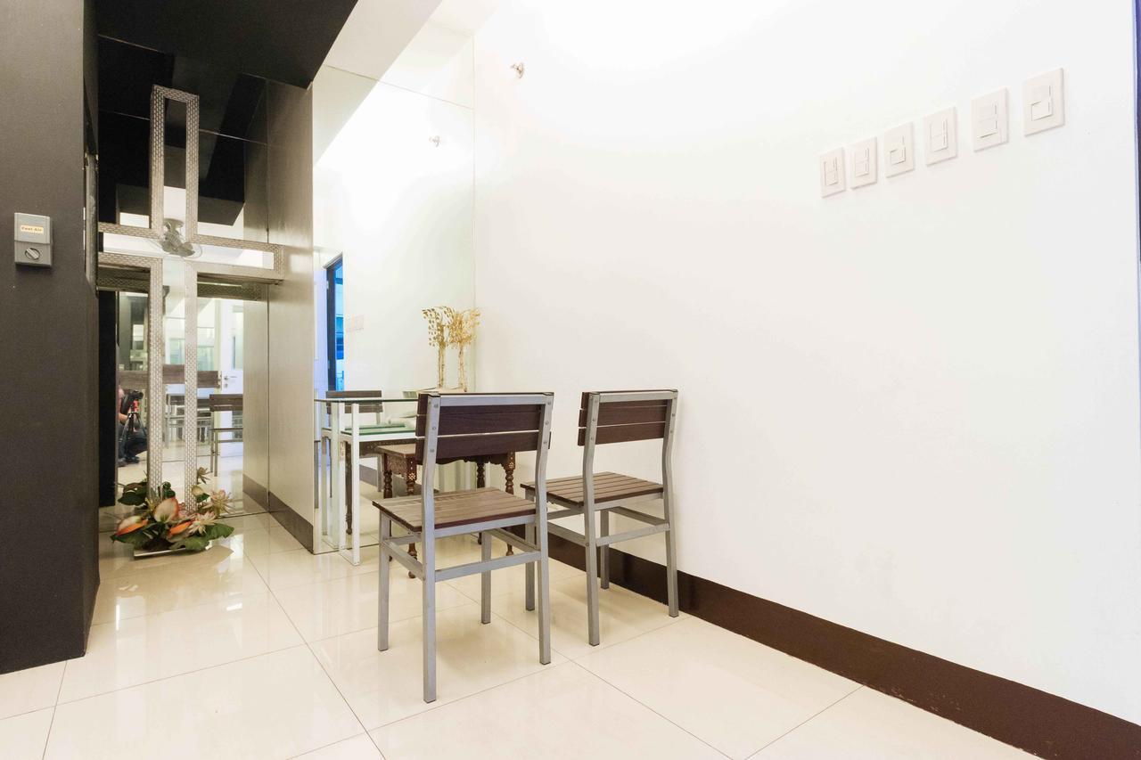 Reddoorz Plus At Banawe Quezon City Ngoại thất bức ảnh
